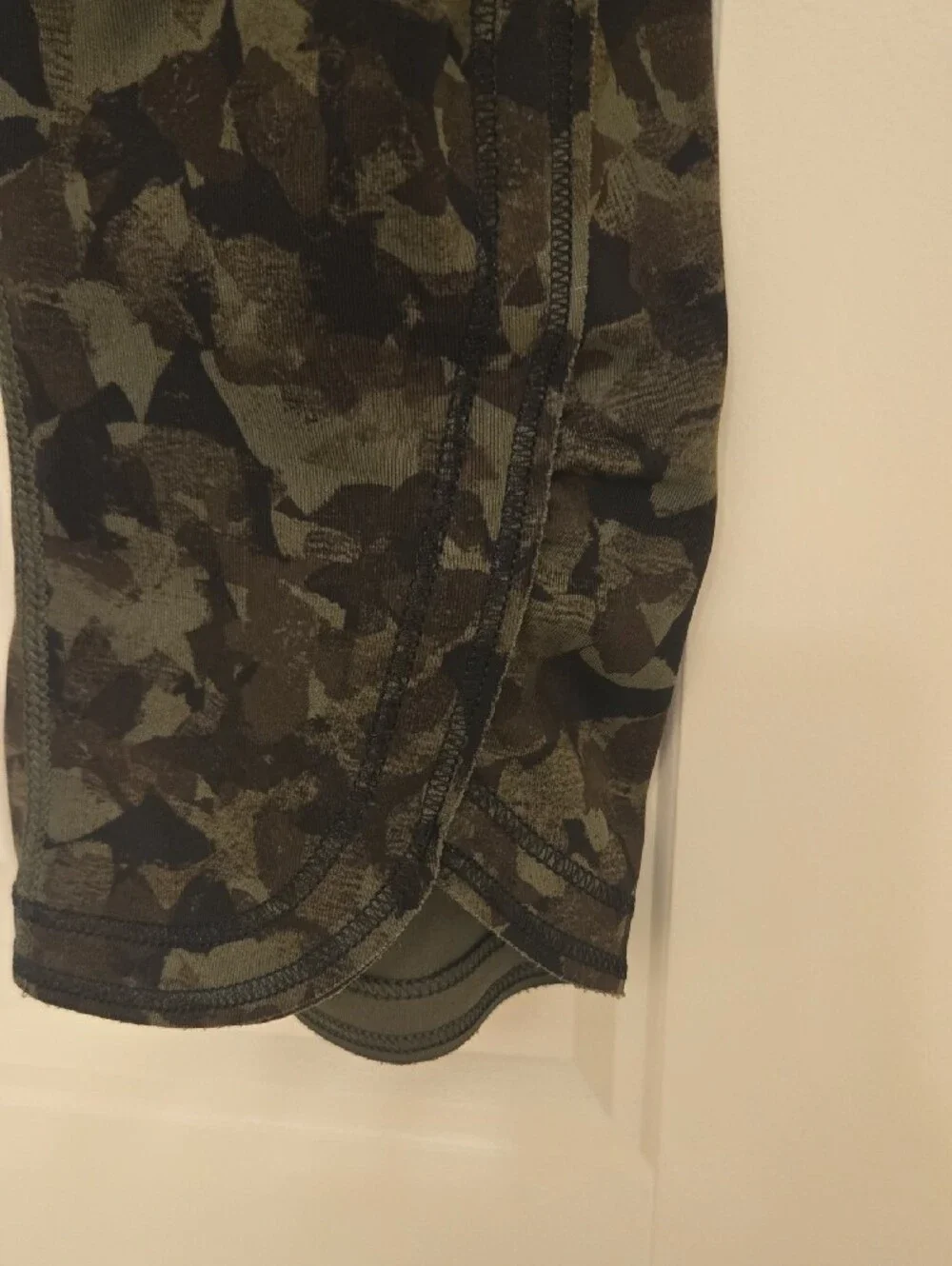 lululemon athletica Camo Capri Leggings - Black & Olive
